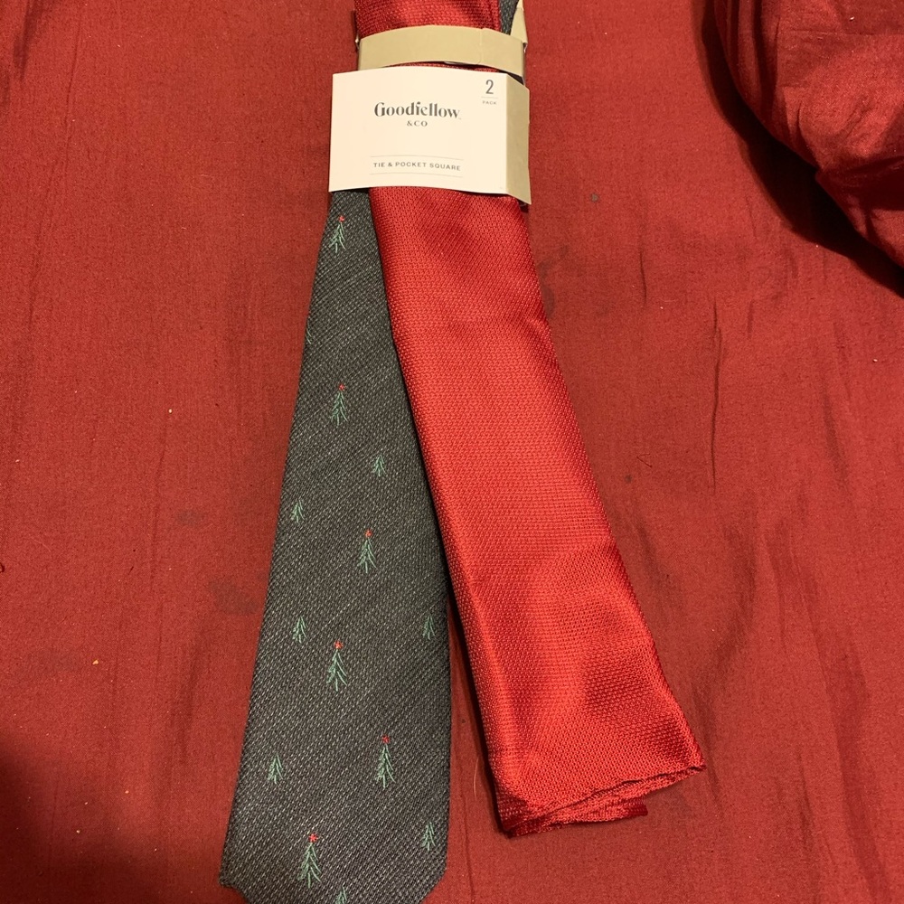 tie & pocket square